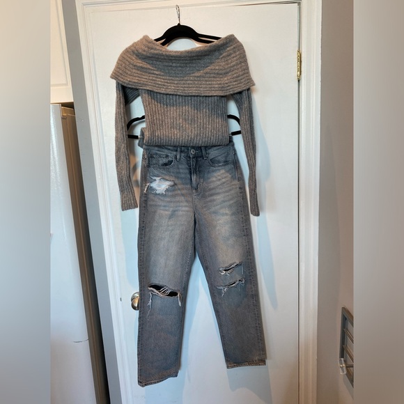 Banana Republic, PLUME OFF-SHOULDER SWEATER TOP , gray, size Sm EUC - Picture 7 of 8